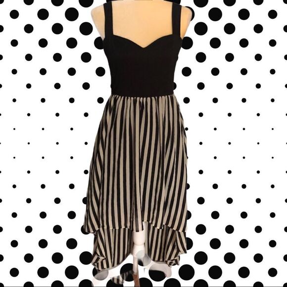 Chelsea brand hi/ low dress!! - Picture 2 of 12